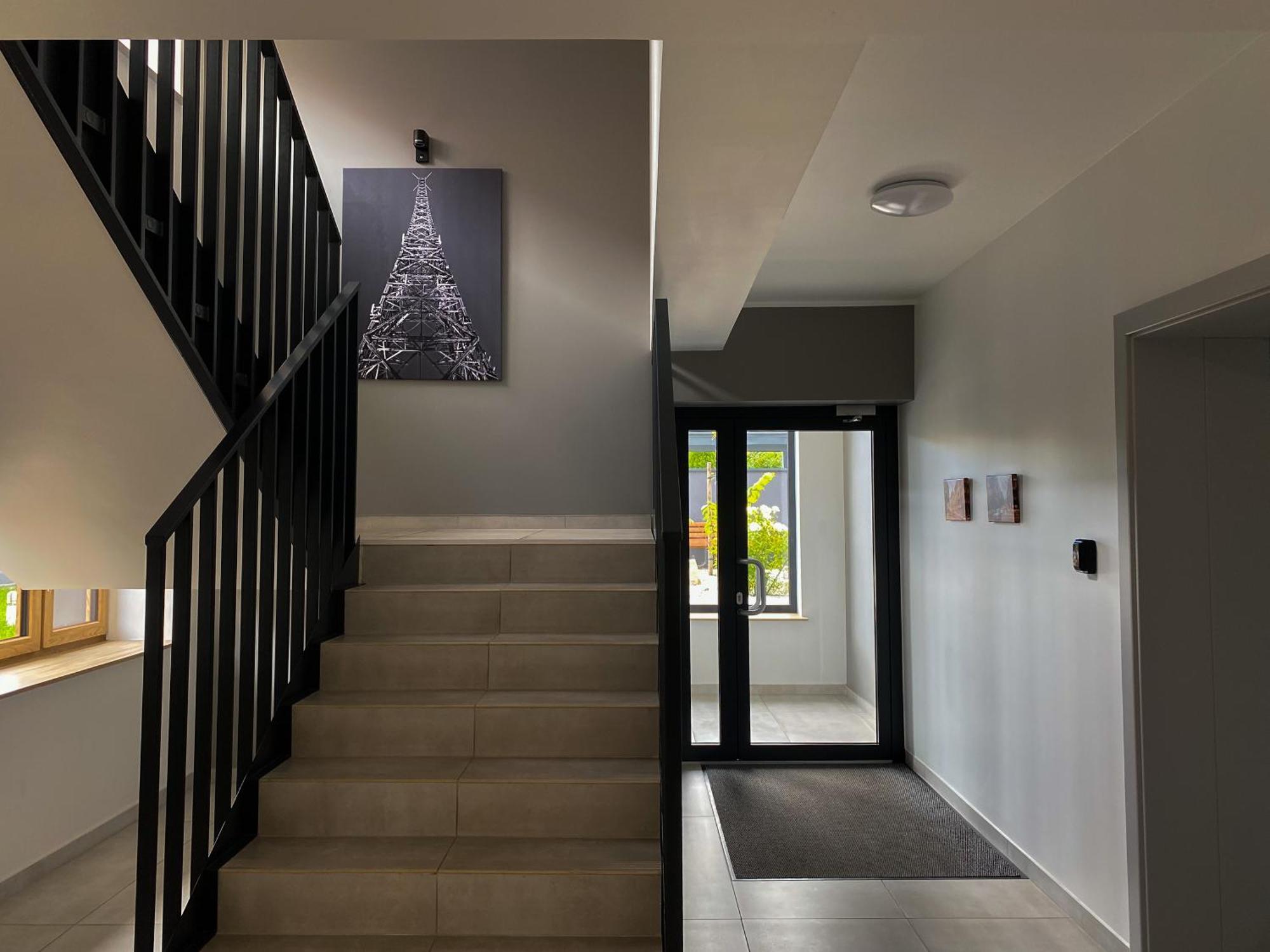 Tanie Noclegi Gliwice - Apartamenty Lowicka 28 Dış mekan fotoğraf