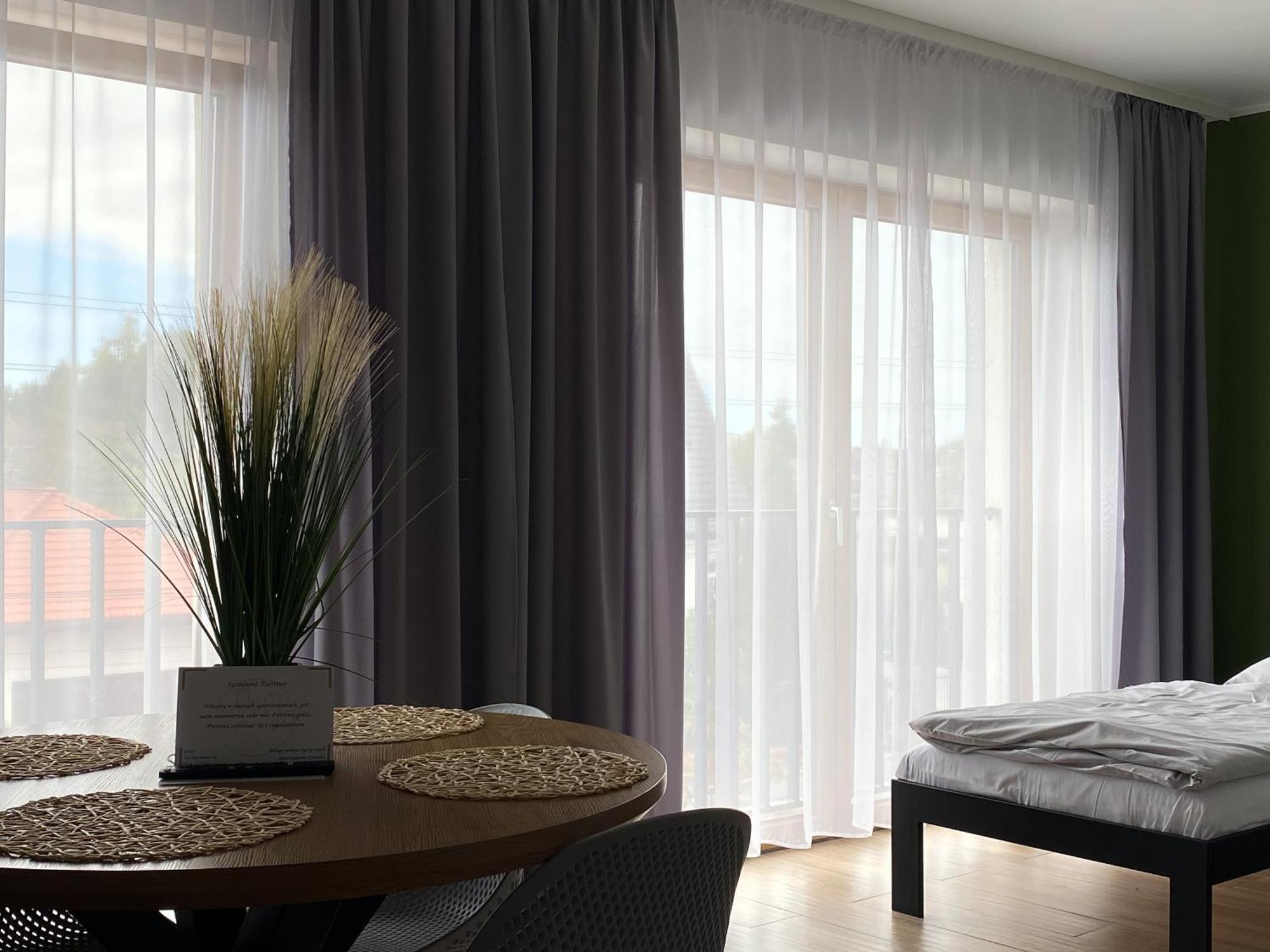 Tanie Noclegi Gliwice - Apartamenty Lowicka 28 Dış mekan fotoğraf
